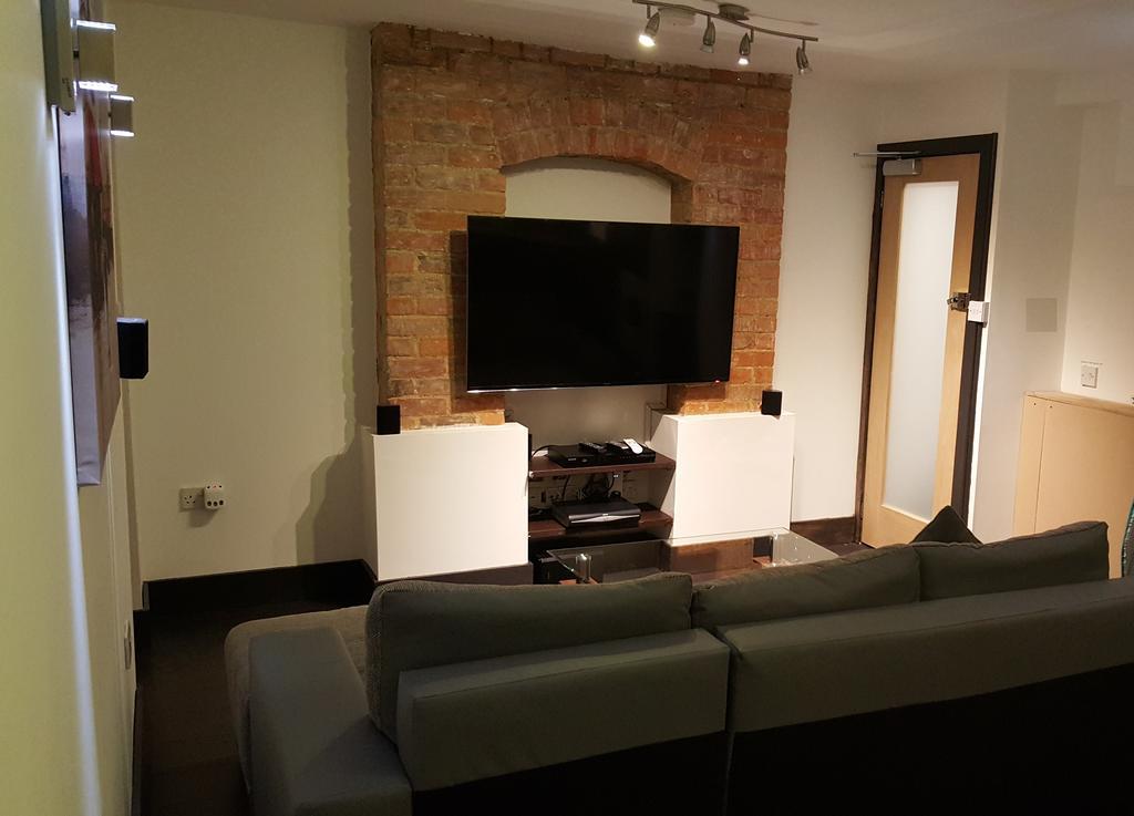 Bath Road Apartments Суиндон Номер фото